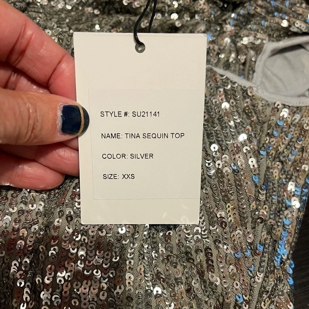 Generation Love Tina Silver Sequin One Shoulder Top Sz XXS NWT - Picture 3 of 7
